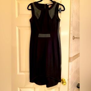 Black sleeveless dress